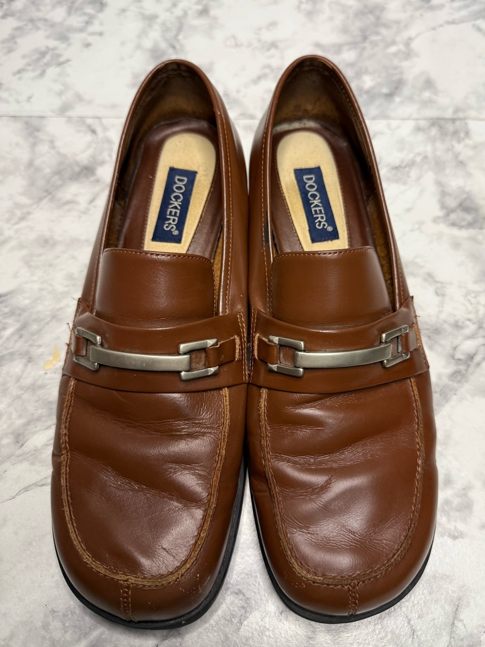 VTG Dockers Women Chestnut Brown Leather Slip-On Loafers w Silver Tone Bit Sz 8M